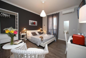 Отель A 2 Passi Dai Musei Luxury Guest House  Рим